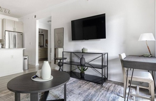 Austin Apartment | Landing at Cortland South Park Terraces - 1 Bedroom in Southpark Meadows