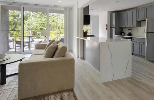 Greenbelt Apartment | Landing at Franklin Park at Greenbelt Station -.