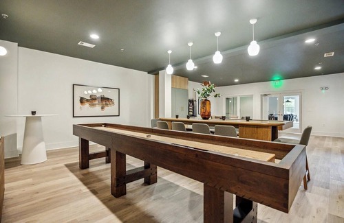 Cary Apartment | Landing at Lofts at Weston Lakeside - 1 Bedroom.