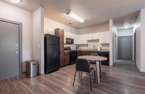 Tobin Hill Apartment | Landing at Lofts on Main - 2 Bedrooms in Tobin .