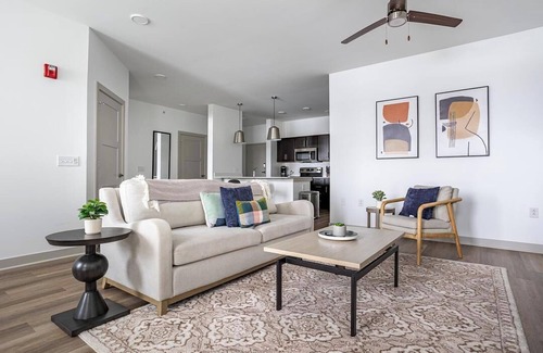 McCordsville Apartment | Landing at McCord Square - 2 Bedrooms in Mc Cordsville