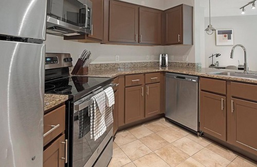 Chillum Apartment | Landing at Mode at Hyattsville - 1 Bedroom in H.