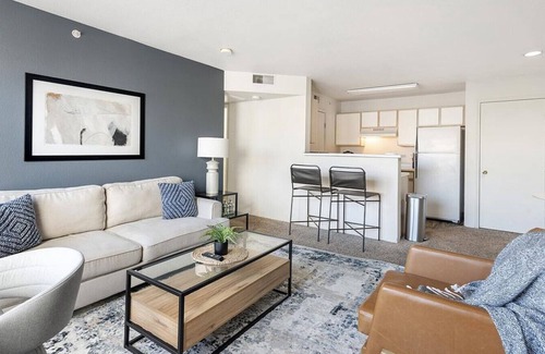Albuquerque Apartment | Landing at Odyssey - 1 Bedroom in Downtown Albuquerque