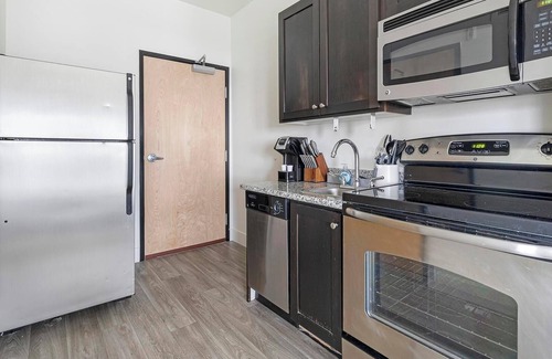 Pearl District Apartment | Landing at Pearl Studios - Studio in Northwest .