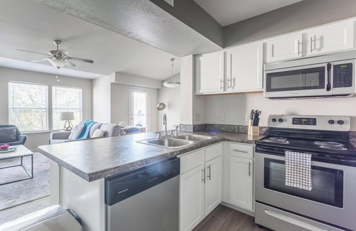 Broken Arrow Apartment | Landing at Scissortail Crossing - 1 Bedroom in .
