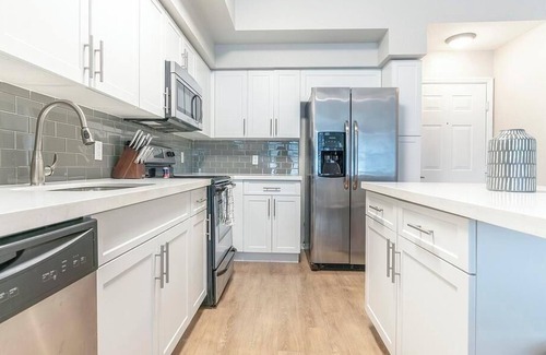 Plantation Apartment | Landing at Solero Plantation - 1 Bedroom in Downtown Plantation