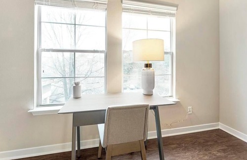 Germantown Apartment | Landing at The Bridges At Germantown - 1 Bedroom in Downtown Germantown