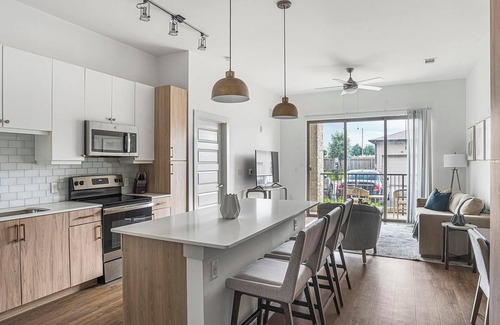 Austin Apartment | Landing at The Haywood - 1 Bedroom in Slaughter.