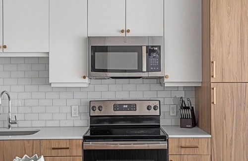 Austin Apartment | Landing at The Haywood - 1 Bedroom in Slaughter.