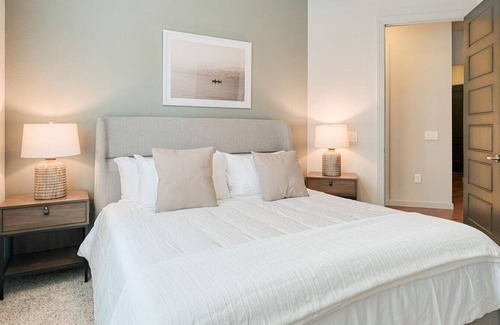 The Woodlands Apartment | Landing at The Millennium Six Pines - 3 Bedrooms in Town Center