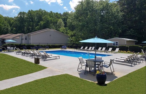 Ellenwood Apartment | Landing at The Park at London - 1 Bedroom in Morrow