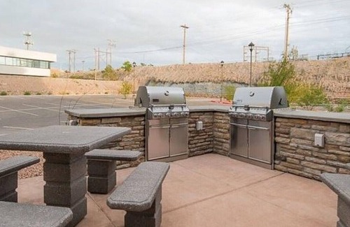 El Paso Apartment | Landing at The View At Montecillo - 1 Bedroom in Northwest El Paso