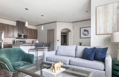 Manor Apartment | Landing | Beautiful 1BD, Courtyard, Pool