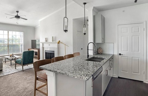 McNeil Apartment | Landing | Beautiful 1BD, Pool, Clubhouse