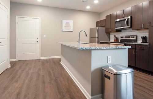 Chesterfield Apartment | Landing | Chic 1BD, Courtyard, Clubhouse