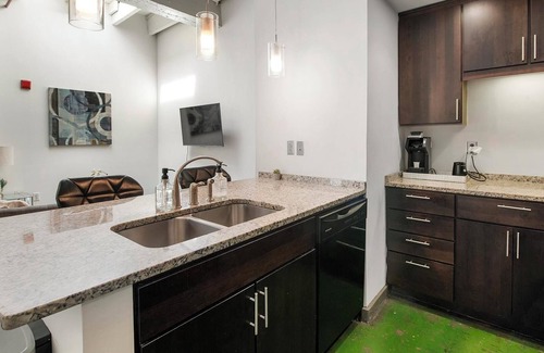 North Chesterfield Apartment | Landing | Chic 1BD, Clubhouse, Gym