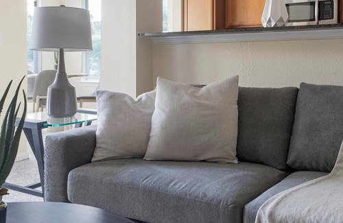 Sweetbriar Apartment | Landing | Incredible 1BD, Clubhouse, Courtyard