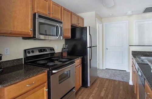 Sweetbriar Apartment | Landing | Incredible 1BD, Clubhouse, Courtyard