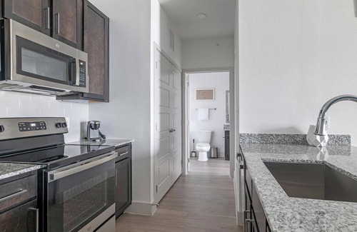 Austin Apartment | Landing | Incredible 1BD, Gym, Pool