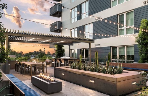 Tempe Apartment | Landing | Incredible 1BD, Pool, Courtyard