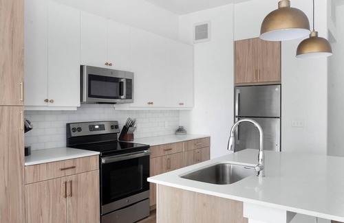 Austin Apartment | Landing | Incredible 1BD, Yoga Studio, Clubhouse