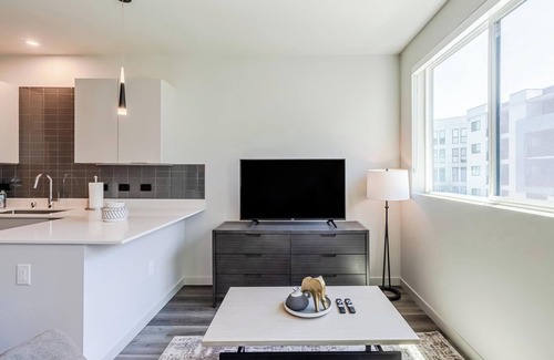 Reno/Tahoe Airport Apartment | Landing | Incredible Studio, Pool, Yoga Studio