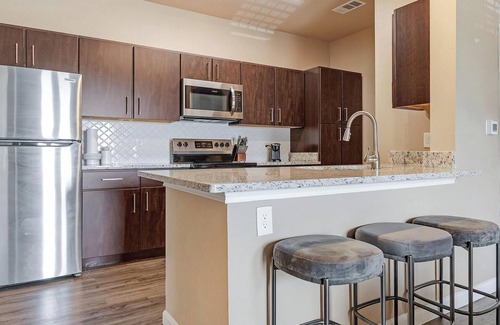 New Braunfels Apartment | Landing | Modern 1BD, Pool, Gym
