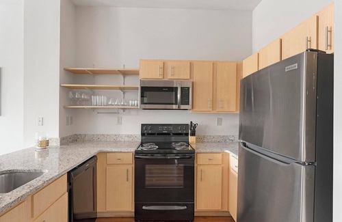 New Pathways Apartment | Landing | Modern 1BD, Clubhouse, Pool