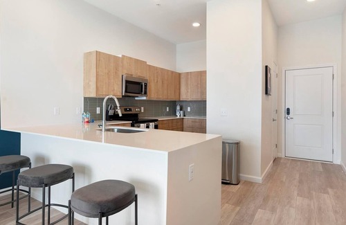 Florida Center Apartment | Landing | Modern 1BD, Clubhouse, Pool