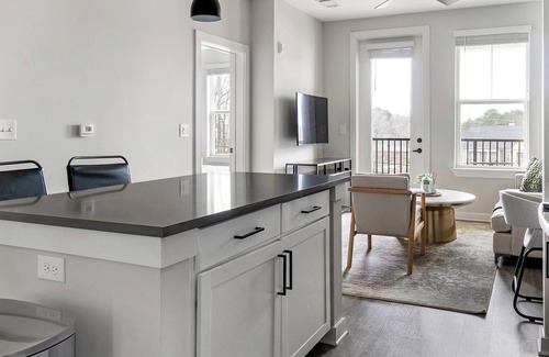 Sugar Hill Apartment | Landing | Modern 1BD, Clubhouse, Gym