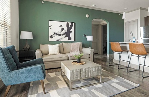 Manor Apartment | Landing | Modern 1BD, Gym, Clubhouse