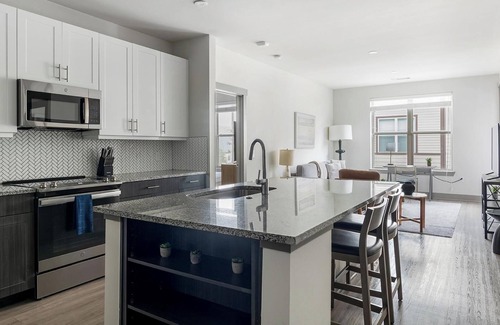 McKinney Apartment | Landing | Modern 2BD, Pool, Gym