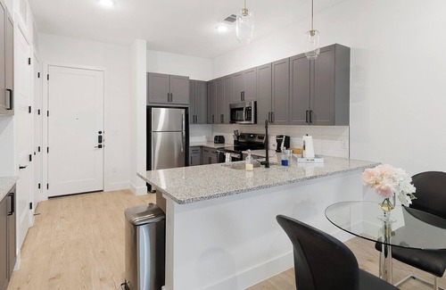 Denton Apartment | Landing | Spectacular 1BD in Denton