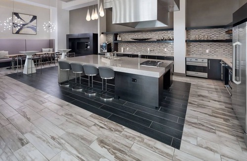 Central Business District Apartment | Landing | Spectacular 1BD, Gym, Rooftop Lounge