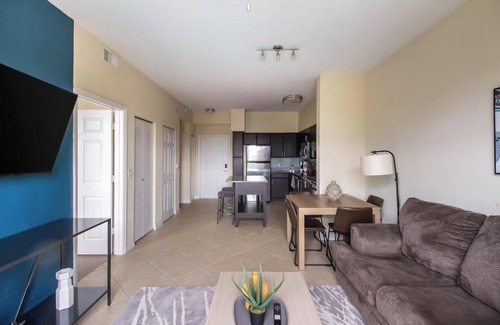 Miramar Apartment | Landing | Spectacular 2BD, Clubhouse, Gym