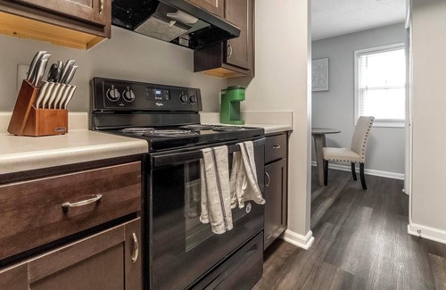 Indianapolis Apartment | Landing | Stunning 1BD, Pool, Gym