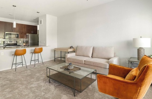 Austin Apartment | Landing | Stunning 1BD, Gym, Clubhouse