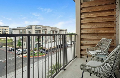 Austin Apartment | Landing | Stunning 1BD, Yoga Studio, Clubhouse