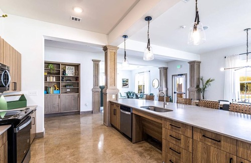 Pflugerville Apartment | Landing | Stylish 1BD, Clubhouse, Gym