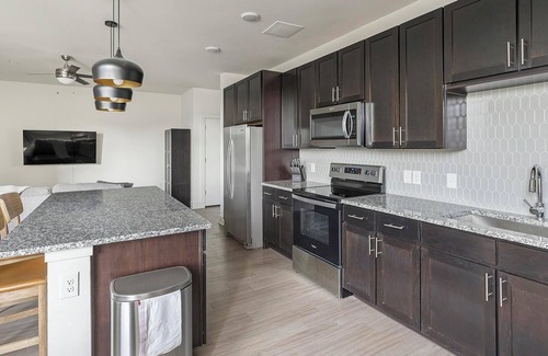 Fort Worth Apartment | Landing | Stylish 1BD, Clubhouse, Pool