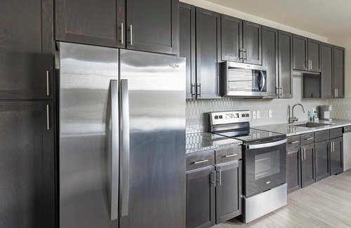 Fort Worth Apartment | Landing | Stylish 1BD, Clubhouse, Pool