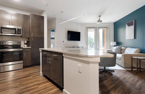 Wetmore Apartment | Landing | Stylish 1BD, Gym, Clubhouse