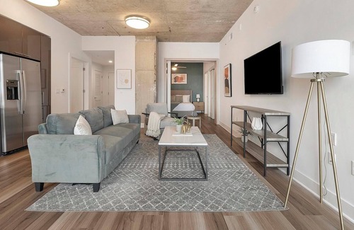 Baileys Crossroads Apartment | Landing | Stylish 2BD, Game Room, Gym