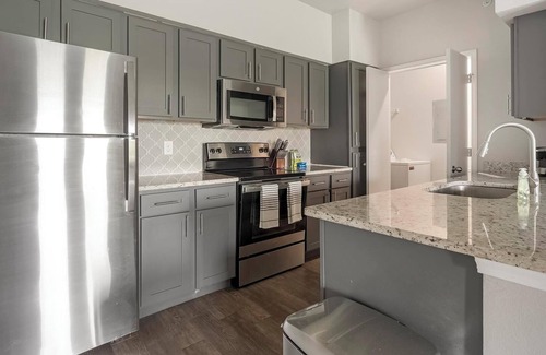 San Antonio Apartment | Landing | Stylish 2BD, Pool, Gym