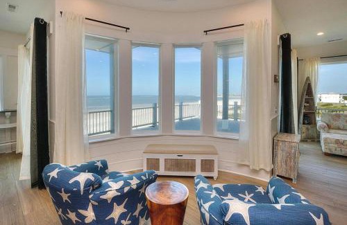 Oak Island House | Lands End