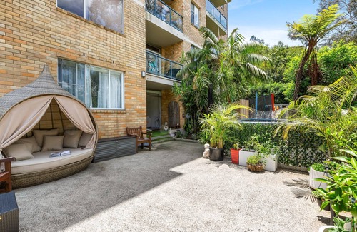 Artarmon Apartment | Lane Cove - LON08 - Longueville Road - Modern 2BR with Garden, Terrace Balcony in Leafy Lane Cove