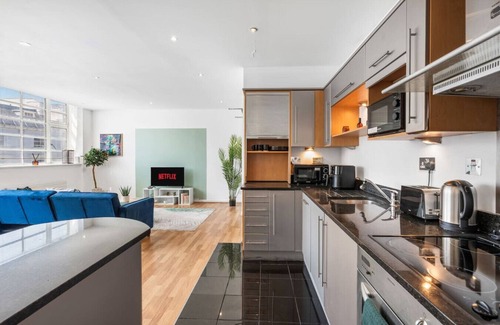 Kemptown Apartment | Lanes Noir | Central | 3Beds | Contractors