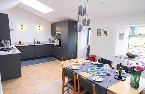 Auchterarder House | Lang Toon House - 3 bedrooms