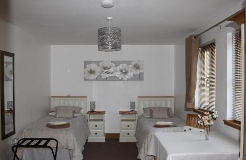 Langworth Bed & Breakfast | Langdale Lodge at Langdale Lakes, LINCOLN LN3 5BB