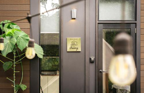 Xinyi House | Lanka 1 by Tiny Away